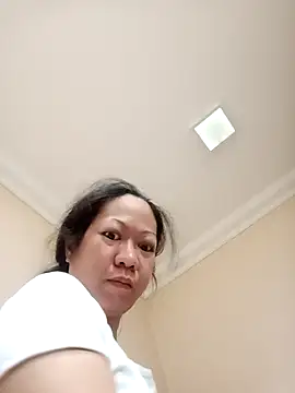 Sweet Lady30 online show from 10/23/25, 08:18