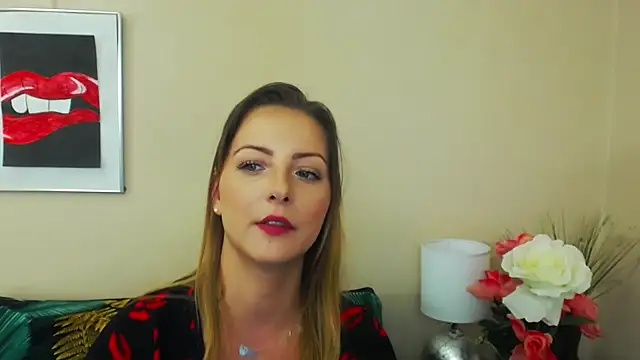 Snapshot of NatalieSexy chatting on 01/28/25, 10:12 NatalieSexy online show from 01/28/25, 10:12