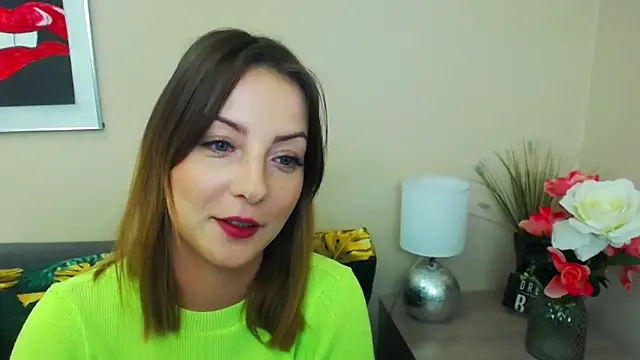 Snapshot of NatalieSexy chatting on 02/19/25, 10:23 NatalieSexy online show from 02/19/25, 10:23