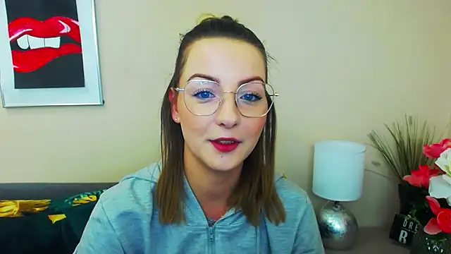 Snapshot of NatalieSexy chatting on 02/20/25, 07:12 NatalieSexy online show from 02/20/25, 07:12