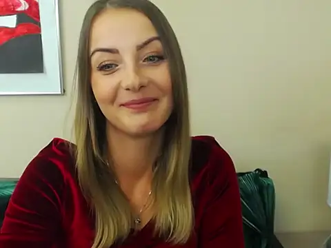 Snapshot of NatalieSexy chatting on 10/15/25, 10:34 NatalieSexy online show from 10/15/25, 10:34