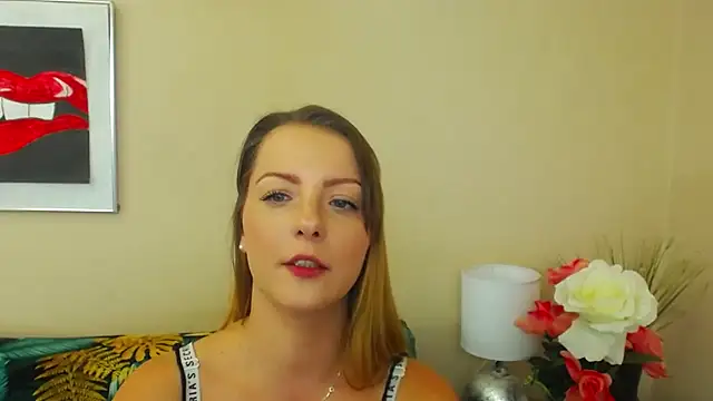 Snapshot of NatalieSexy chatting on 01/27/25, 12:05 NatalieSexy online show from 01/27/25, 12:05