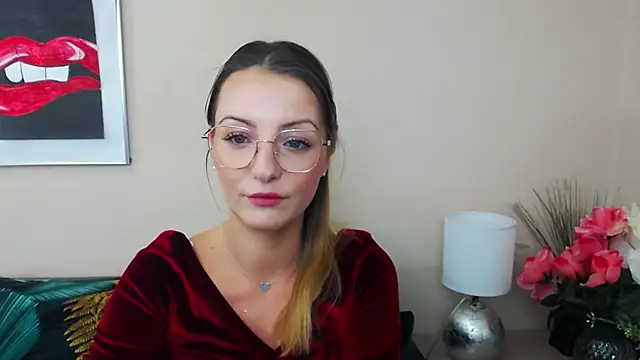 Snapshot of NatalieSexy chatting on 02/06/25, 07:24 NatalieSexy online show from 02/06/25, 07:24