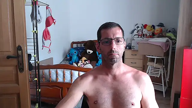 Snapshot of steph19x5 chatting on 07/17/26, 04:26 steph19x5 online show from 07/17/26, 04:26