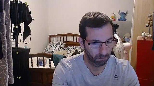 Snapshot of steph19x5 chatting on 10/27/25, 07:09 steph19x5 online show from 10/27/25, 07:09