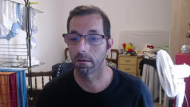 Snapshot of steph19x5 chatting on 10/02/25, 02:09 steph19x5 online show from 10/02/25, 02:09