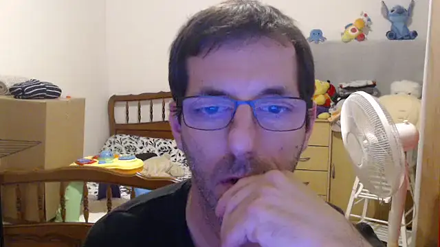 Snapshot of steph19x5 chatting on 11/23/25, 07:02 steph19x5 online show from 11/23/25, 07:02