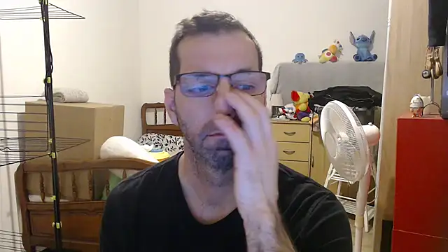 Snapshot of steph19x5 chatting on 12/05/25, 05:17 steph19x5 online show from 12/05/25, 05:17