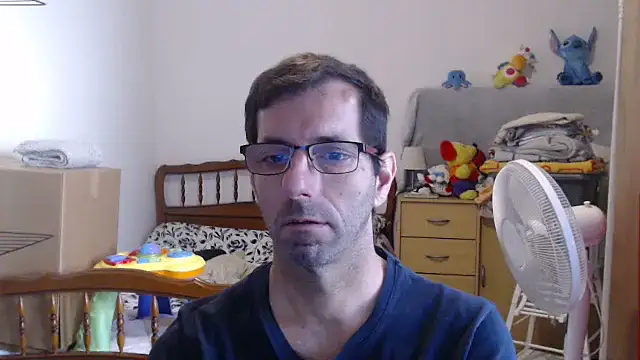 Snapshot of steph19x5 chatting on 11/22/25, 10:14 steph19x5 online show from 11/22/25, 10:14