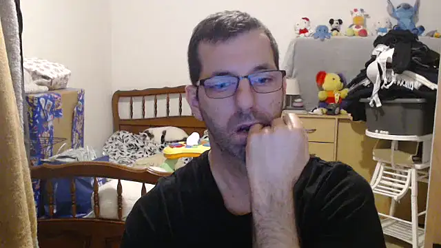 Snapshot of steph19x5 chatting on 12/19/25, 07:00 steph19x5 online show from 12/19/25, 07:00