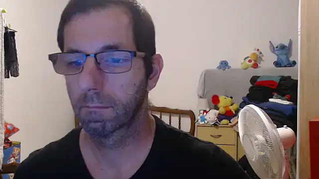 Snapshot of steph19x5 chatting on 11/07/25, 06:40 steph19x5 online show from 11/07/25, 06:40