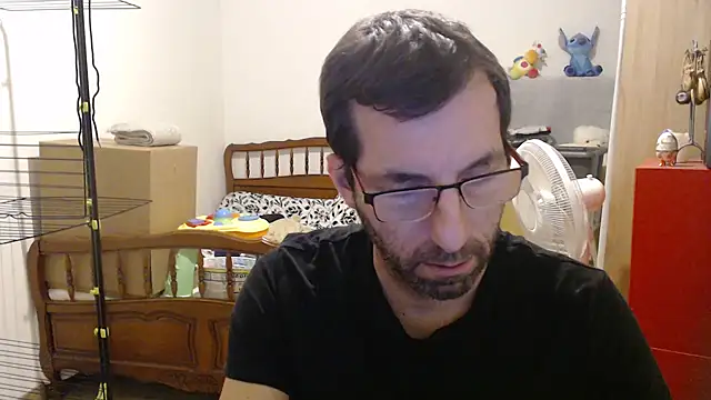 Snapshot of steph19x5 chatting on 11/19/25, 09:53 steph19x5 online show from 11/19/25, 09:53