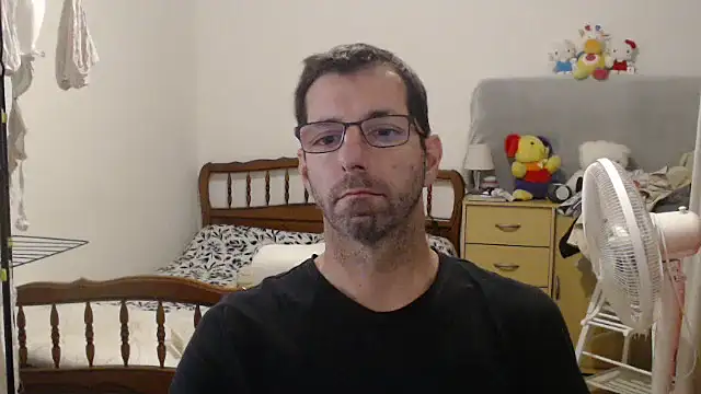 Snapshot of steph19x5 chatting on 10/07/25, 07:20 steph19x5 online show from 10/07/25, 07:20