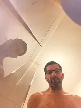 Snapshot of steph19x5 chatting on 10/19/25, 07:00 steph19x5 online show from 10/19/25, 07:00