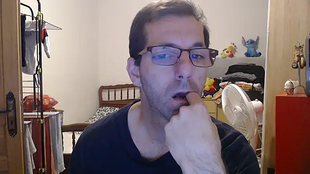 Snapshot of steph19x5 chatting on 11/11/25, 07:14 steph19x5 online show from 11/11/25, 07:14