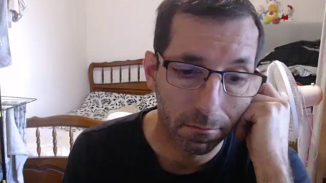 Snapshot of steph19x5 chatting on 10/06/25, 08:04 steph19x5 online show from 10/06/25, 08:04