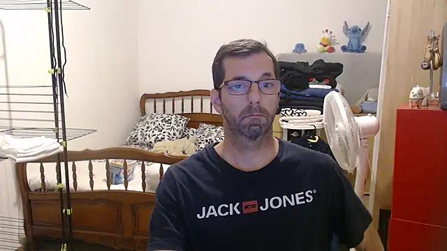 Snapshot of steph19x5 chatting on 10/23/25, 07:18 steph19x5 online show from 10/23/25, 07:18