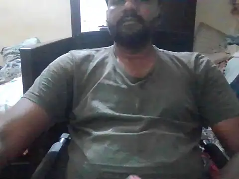 Snapshot of rajkumar147 chatting on 02/27/26, 12:00 rajkumar147 online show from 02/27/26, 12:00