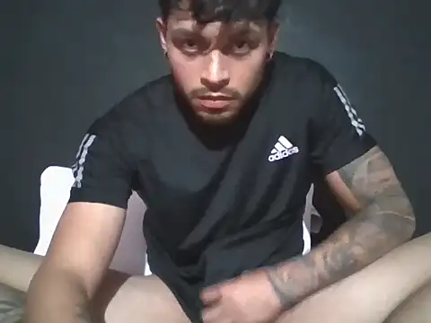 Snapshot of jfpc1999 chatting on 10/07/25, 05:47 jfpc1999 online show from 10/07/25, 05:47