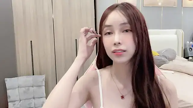 ANNA102 online show from 05/04/26, 07:44