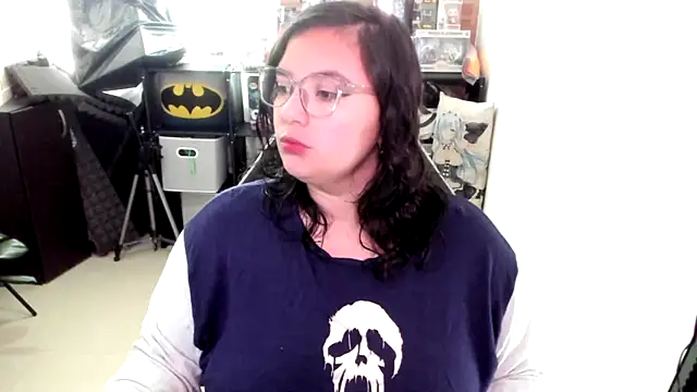 Snapshot of aika-dreams chatting on 12/18/25, 01:26 aika-dreams online show from 12/18/25, 01:26