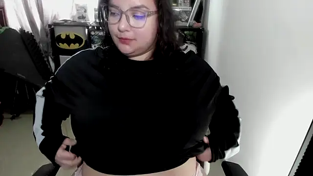 Snapshot of aika-dreams chatting on 01/18/26, 02:20 aika-dreams online show from 01/18/26, 02:20