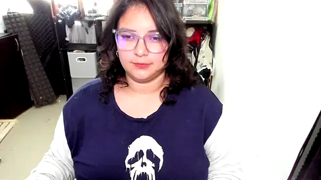 Snapshot of aika-dreams chatting on 10/28/25, 09:47 aika-dreams online show from 10/28/25, 09:47