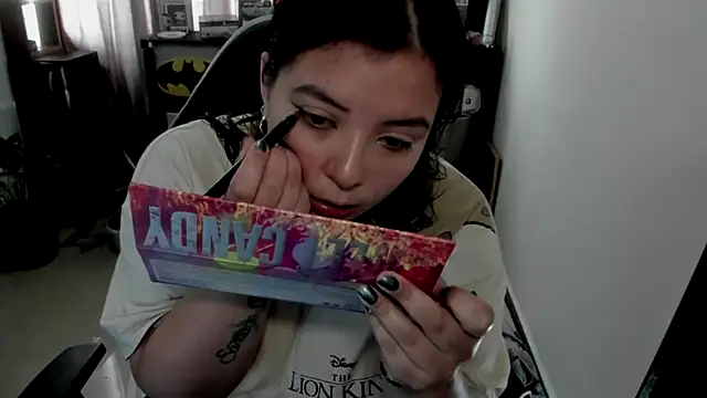 Snapshot of aika-dreams chatting on 05/04/26, 01:47 aika-dreams online show from 05/04/26, 01:47