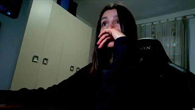 GodlyTheia online show from 11/27/25, 01:22