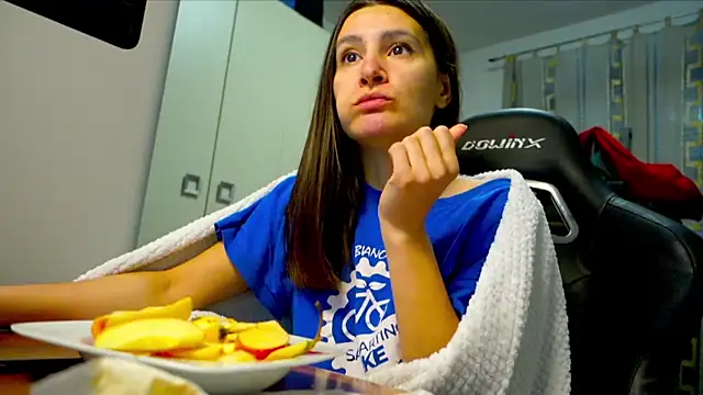 GodlyTheia online show from 03/25/26, 03:44