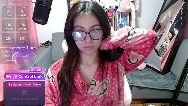 Maggie Fox3 online show from 03/27/26, 08:26