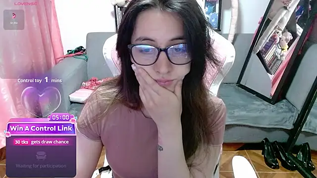 Maggie Fox3 online show from 03/26/26, 03:27