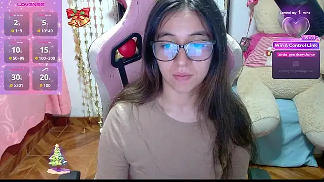 Maggie Fox3 online show from 12/19/25, 12:36