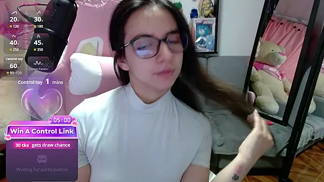 Maggie Fox3 online show from 03/02/26, 02:56