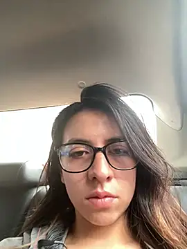 Maggie Fox3 online show from 04/07/26, 08:54