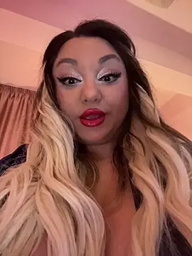 Larissa K online show from 11/14/25, 05:22