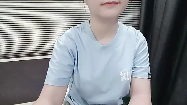 pelue online show from 10/28/25, 01:28