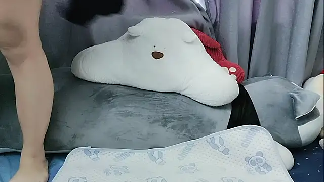 pelue online show from 09/21/25, 01:22