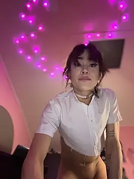 Snapshot of stormytt_ chatting on 02/17/26, 10:12 stormytt online show from 02/17/26, 10:12