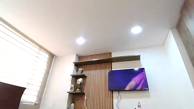 stormytt  online show from 03/19/26, 07:03