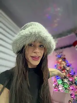 Snapshot of stormytt_ chatting on 12/28/24, 12:57 stormytt online show from 12/28/24, 12:57