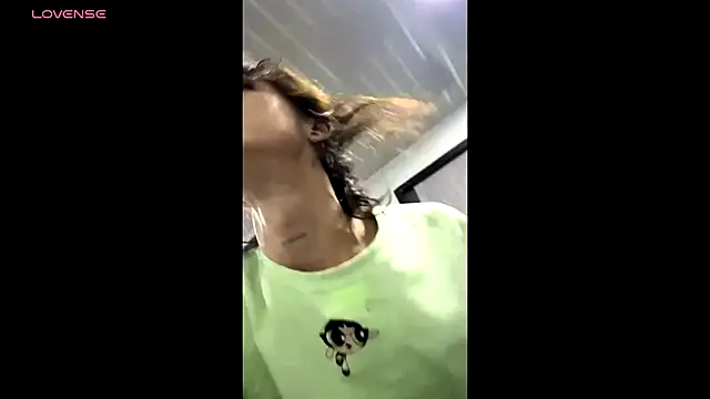 Snapshot of stormytt_ chatting on 12/22/25, 02:55 stormytt online show from 12/22/25, 02:55