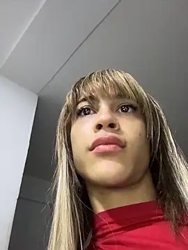 stormytt  online show from 04/18/26, 02:47