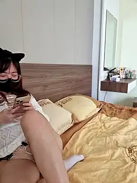 Snapshot of HinaLovely chatting on 01/06/25, 06:14 HinaLovely online show from 01/06/25, 06:14