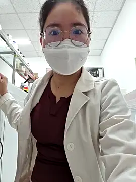 Snapshot of HinaLovely chatting on 02/23/26, 09:37 HinaLovely online show from 02/23/26, 09:37