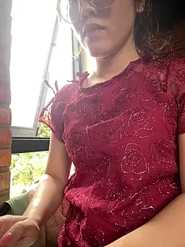 Snapshot of HinaLovely chatting on 01/29/25, 04:58 HinaLovely online show from 01/29/25, 04:58