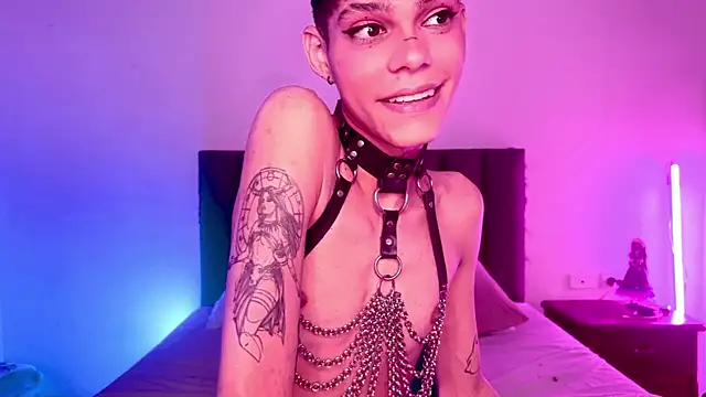 Varya Ferreira online show from 07/05/26, 08:54