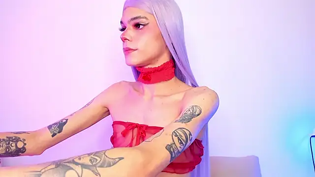 Varya Ferreira online show from 12/14/25, 01:56