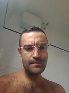 enricso online show from 10/31/25, 08:55