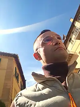 enricso online show from 04/10/26, 12:45